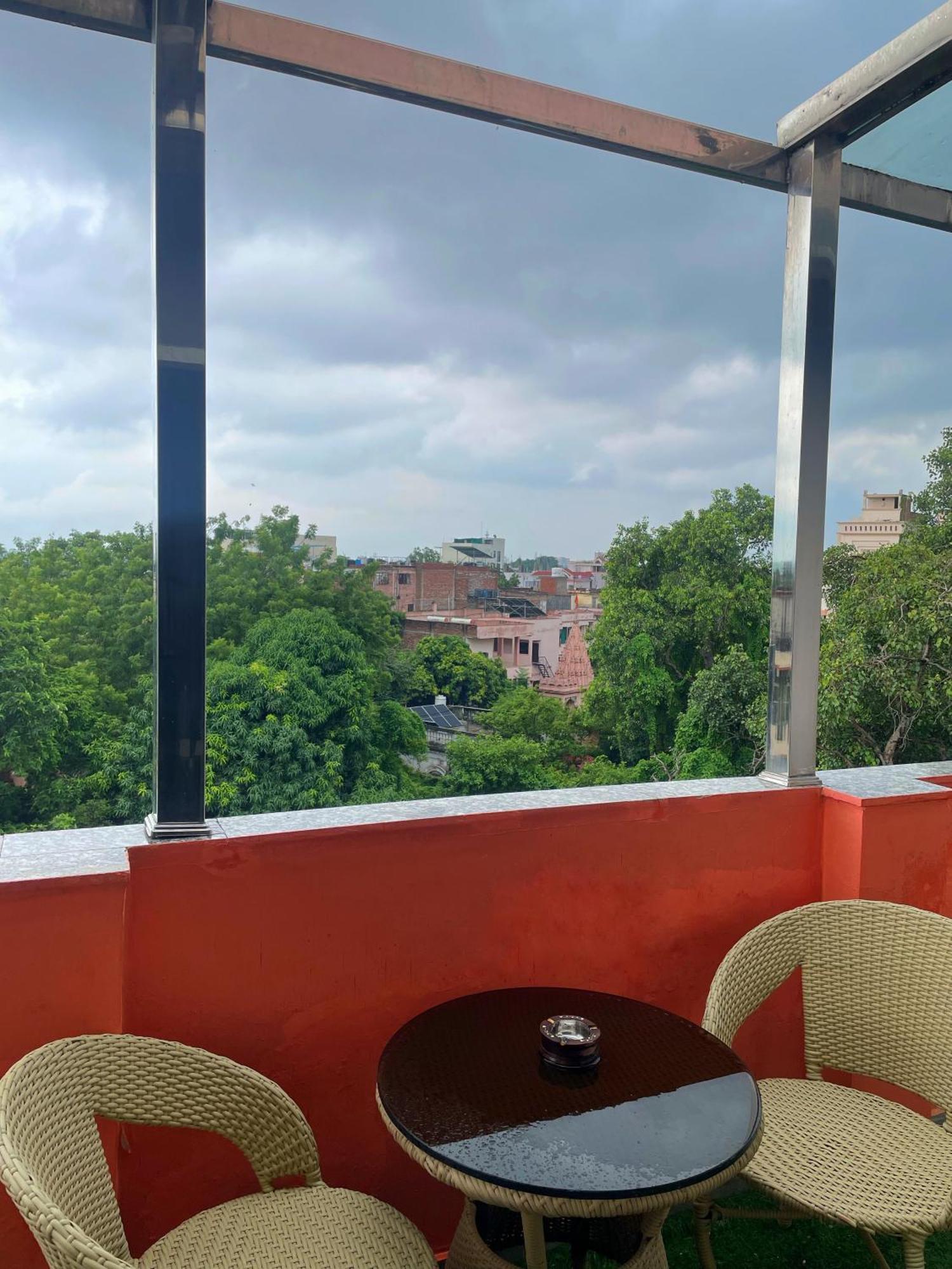 Via Varanasi - A Boutique Hotel At Assi Ghat — Photos 1